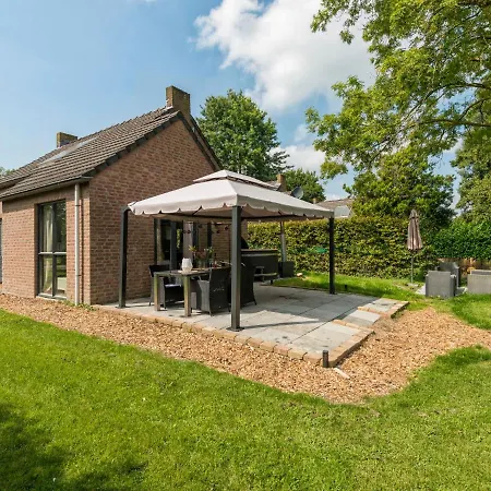 Holiday home Holiday Forest Incl- Hot Tub By Interhome *